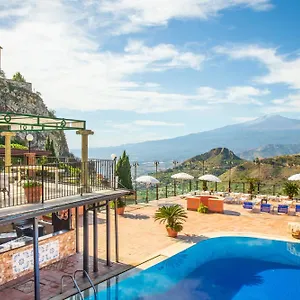 https://villa-sonia-castelmola.sicilyhotelsitaly.net