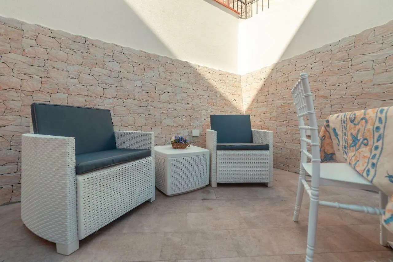 Bed And Breakfast Dionisio Taormina 3*,  Italy